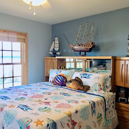 The Torch Lake Bed And Breakfast Central Lake Bagian luar foto