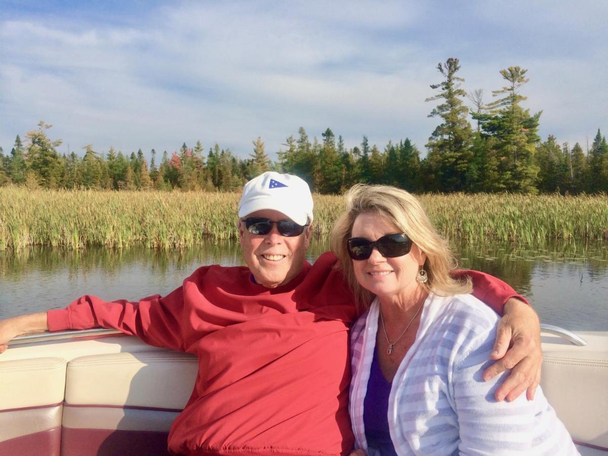 The Torch Lake Bed And Breakfast Central Lake Bagian luar foto